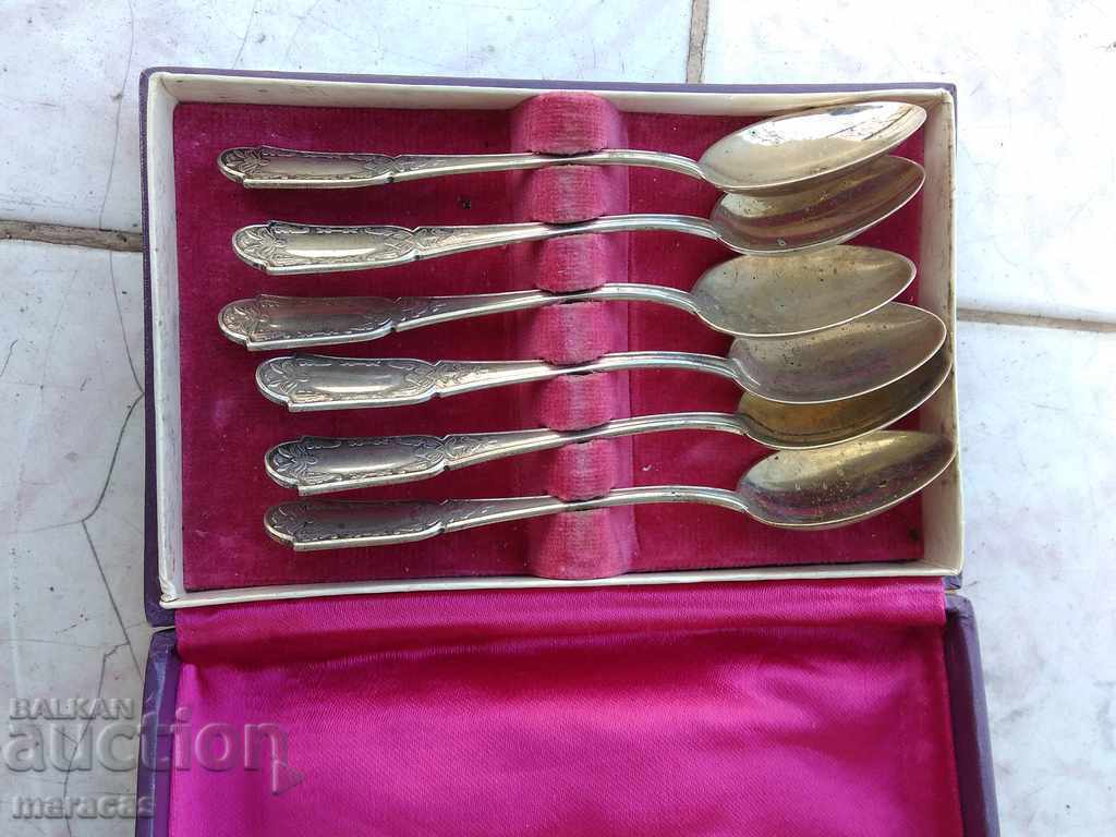 Ασημένια κουτάλια Ασημένια κουτάλια