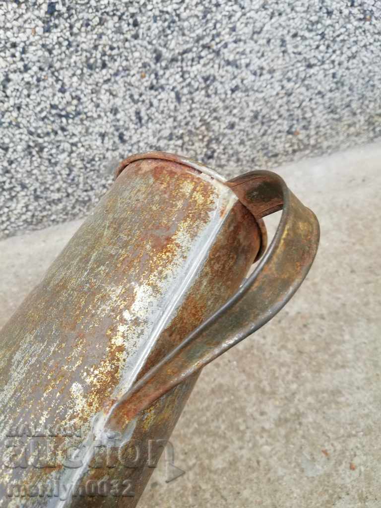 An old measure of liquid, a pot of alcohol, beer, wine, brandy - 7 An old measure of liquid, a pot of alcohol, beer, wine, brandy - 7