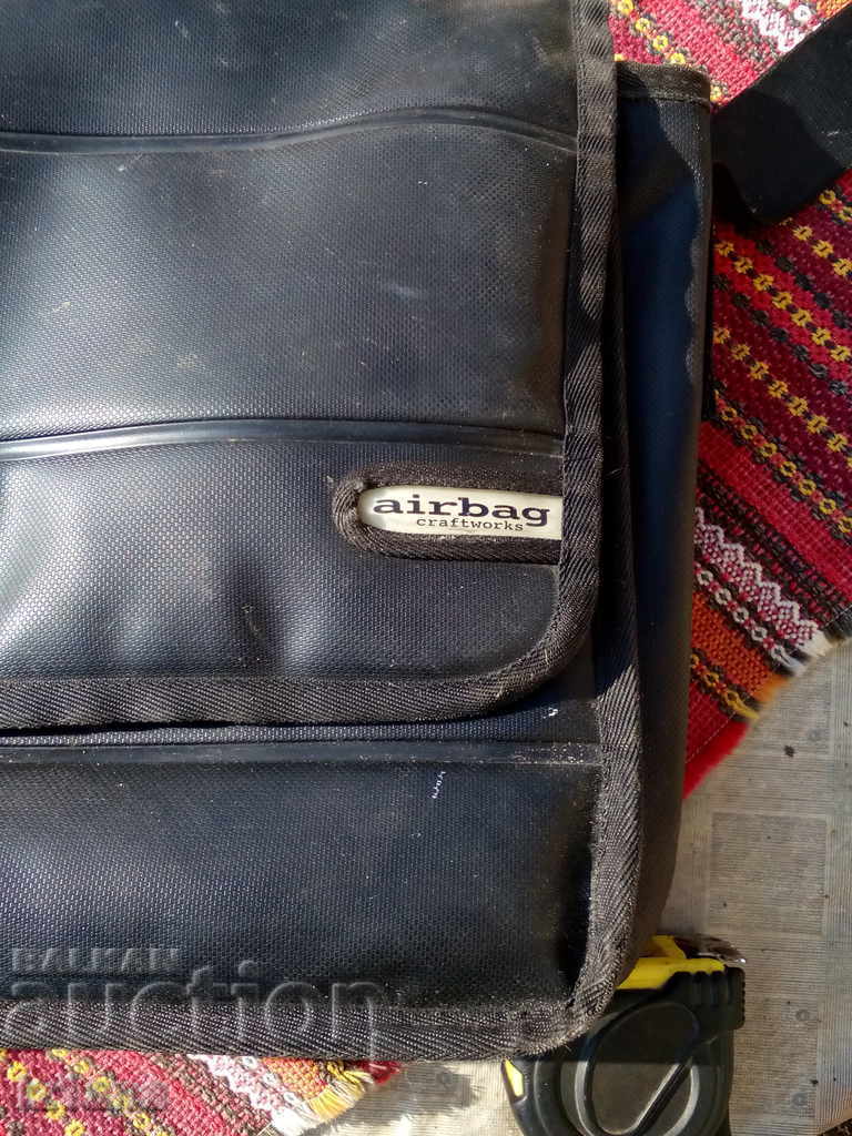 Auction  AIRBAG CRAFTWORKS Bag