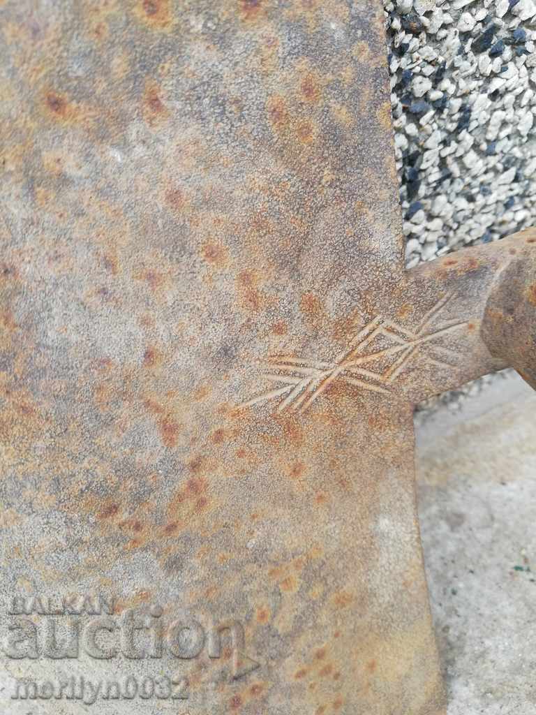 Mop, an old wrought iron tool, a chap, an agricultural instrument - 6 Mop, an old wrought iron tool, a chap, an agricultural instrument - 6