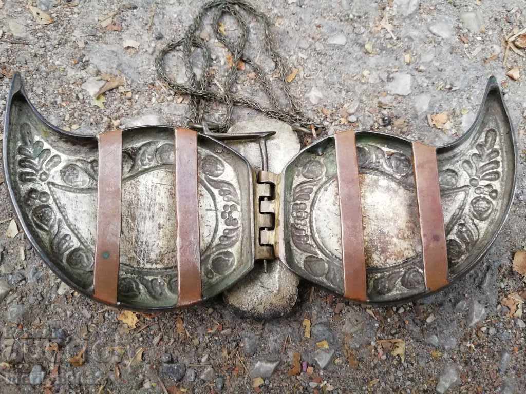 Pafti argint renascentist sidef pafta bijuterii din argint bijuterii cu preț 1547.00 BGN | € 790.97 Pafti argint renascentist sidef pafta bijuterii din argint bijuterii cu preț 1547.00 BGN | € 790.97