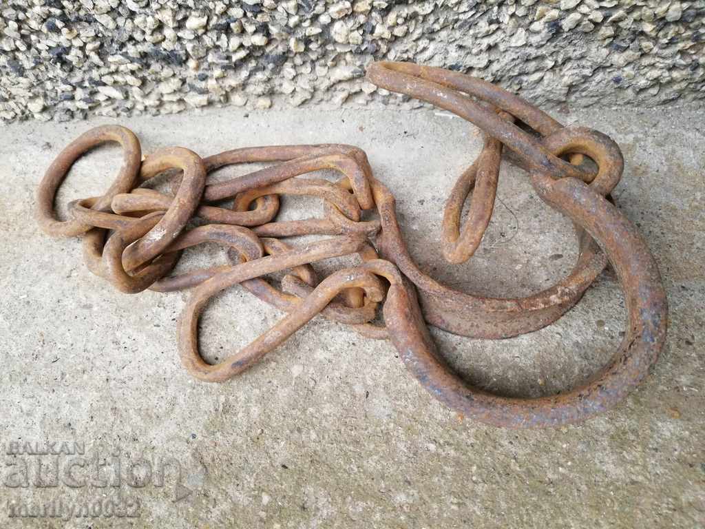 Old hand-forged buckles, chains, shackles, shackles - 6 Old hand-forged buckles, chains, shackles, shackles - 6