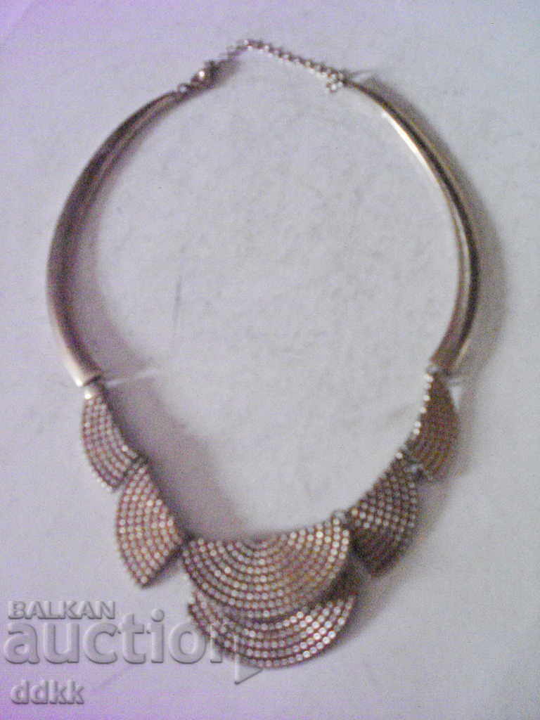 Old necklace 5