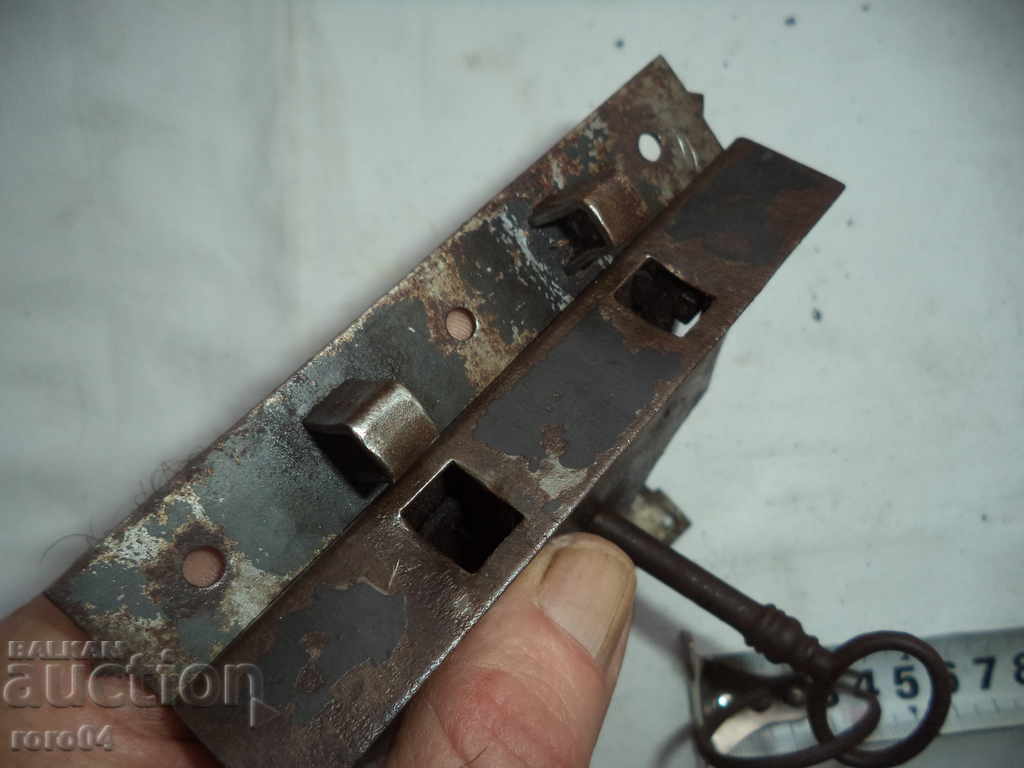 OLD LOCK WITH BELL - WORKING - 7 OLD LOCK WITH BELL - WORKING - 7