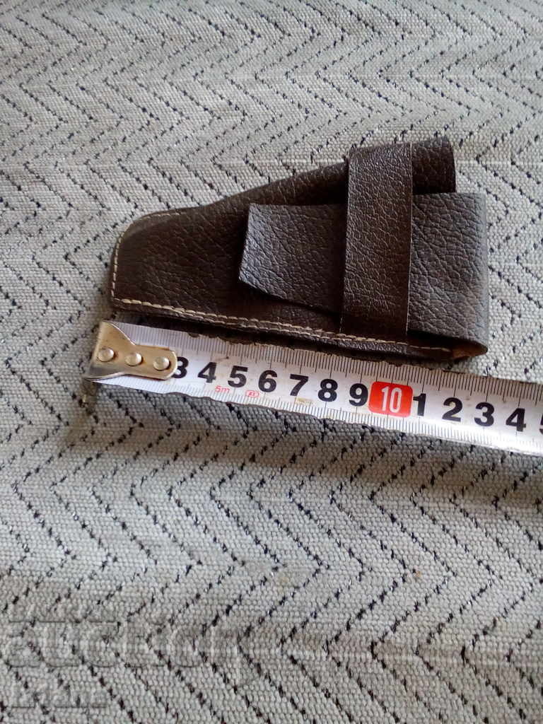 Delivery of An old leather case