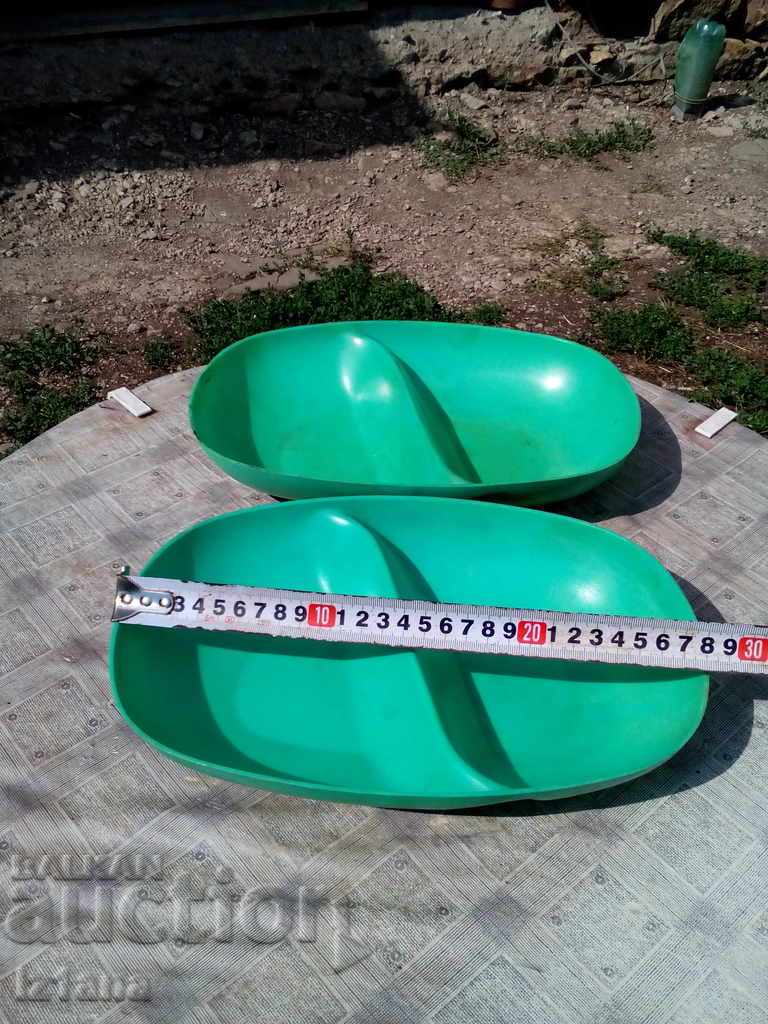 Old plastic dish, bowl with price 10.00 BGN | € 5.11 Old plastic dish, bowl with price 10.00 BGN | € 5.11