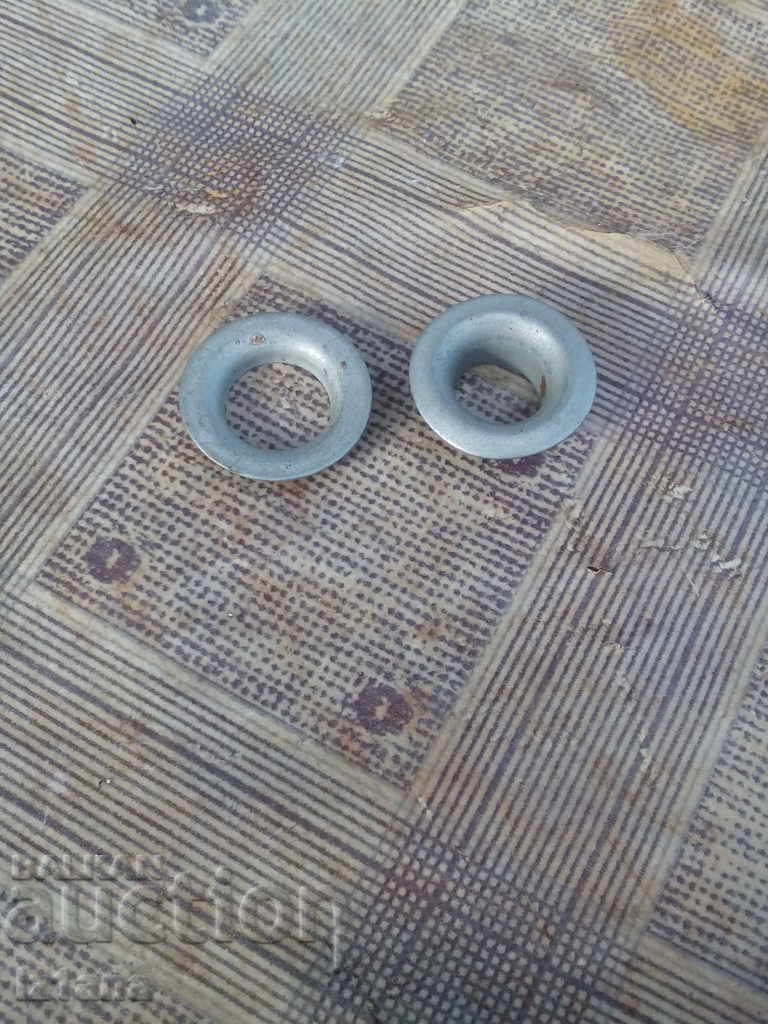 Auction Old hats for cloth Auction Old hats for cloth