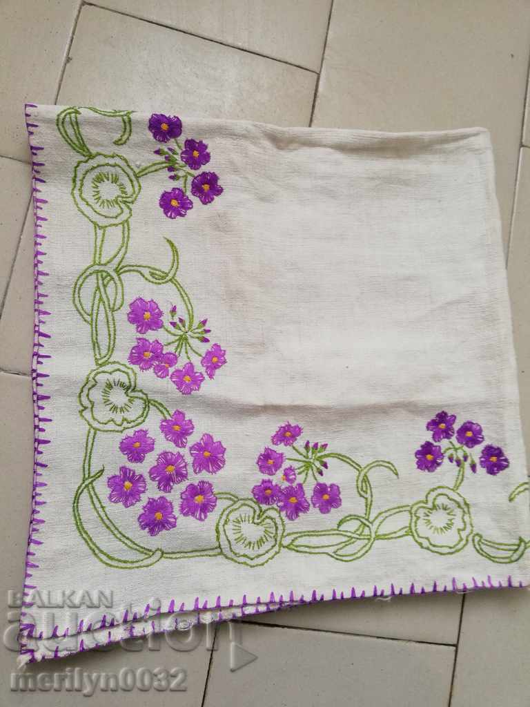 Old embroidery embroidery linen embroidery with price 41.00 BGN | € 20.96
