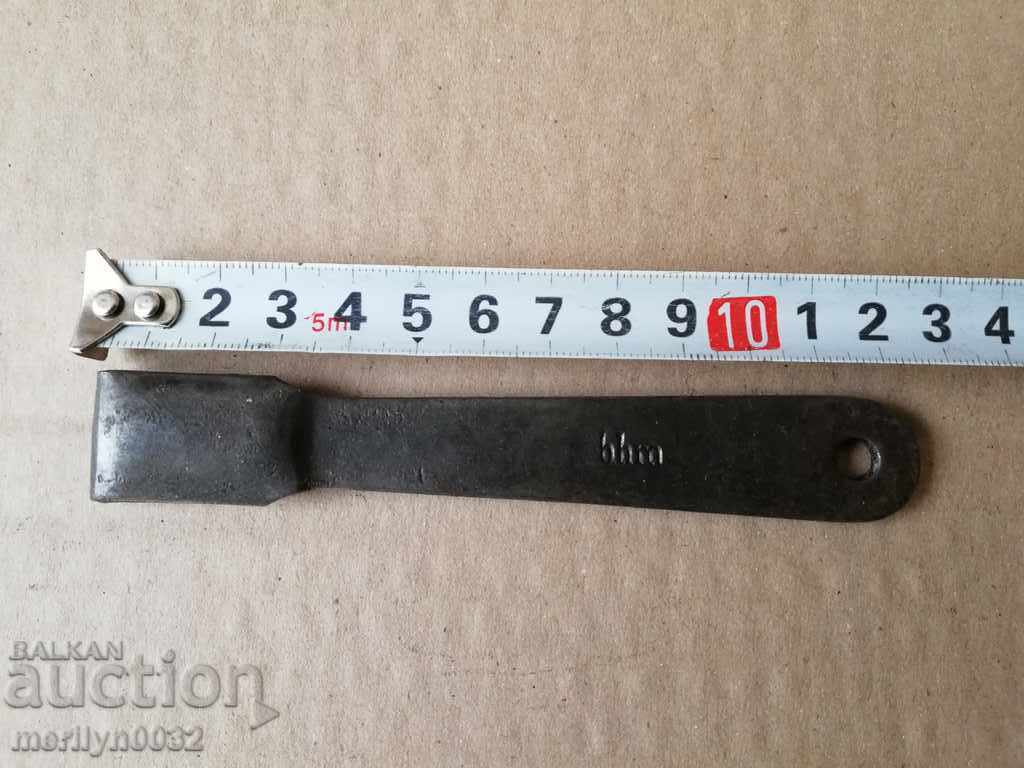 Auction Extractor key for MG34 World WW2 Wehrmacht Auction Extractor key for MG34 World WW2 Wehrmacht