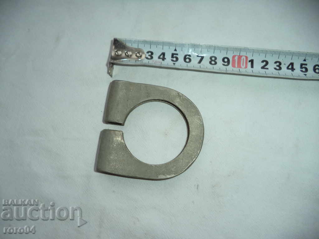 Auction  COOL RIDING COUPLE