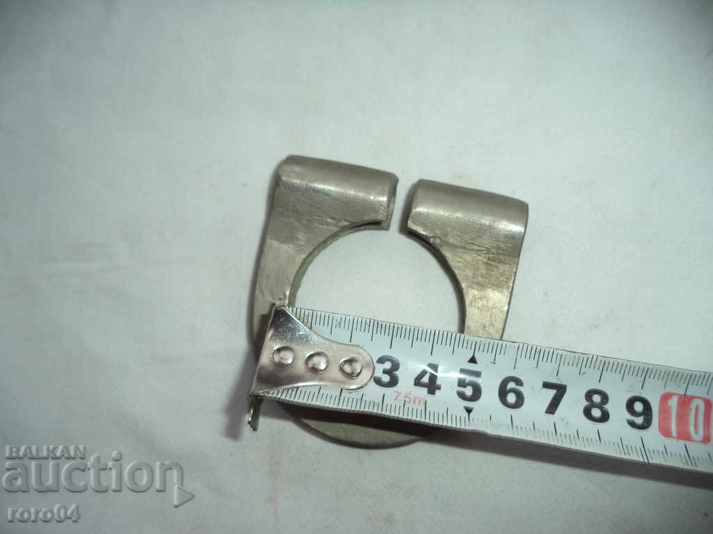 COOL RIDING COUPLE - 5