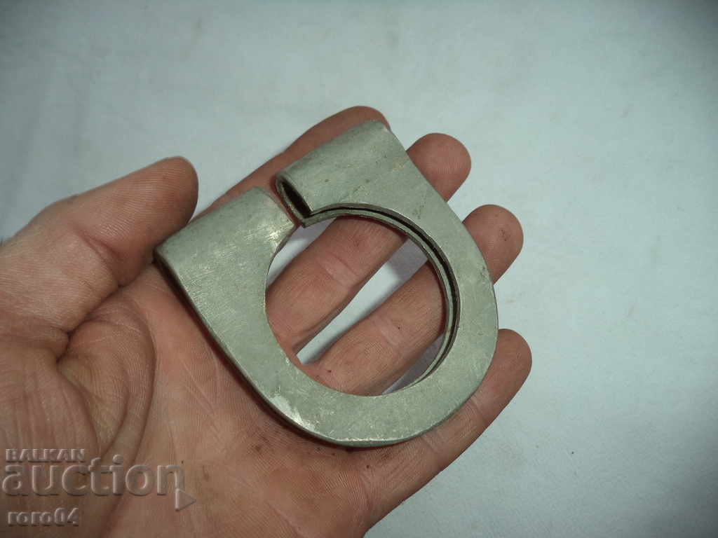 COOL RIDING COUPLE - 6