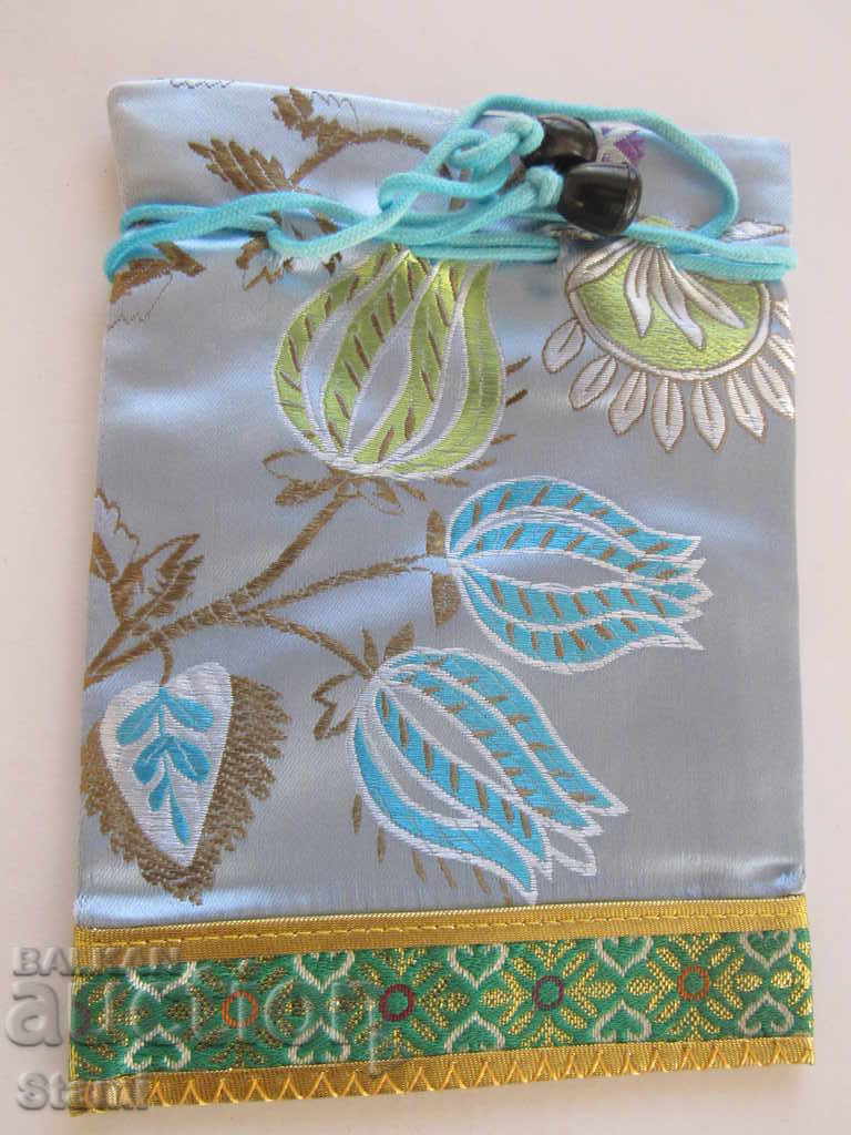 A traditional DELL cloth pouch from Mongolia-27 with price 8.00 BGN | € 4.09 A traditional DELL cloth pouch from Mongolia-27 with price 8.00 BGN | € 4.09