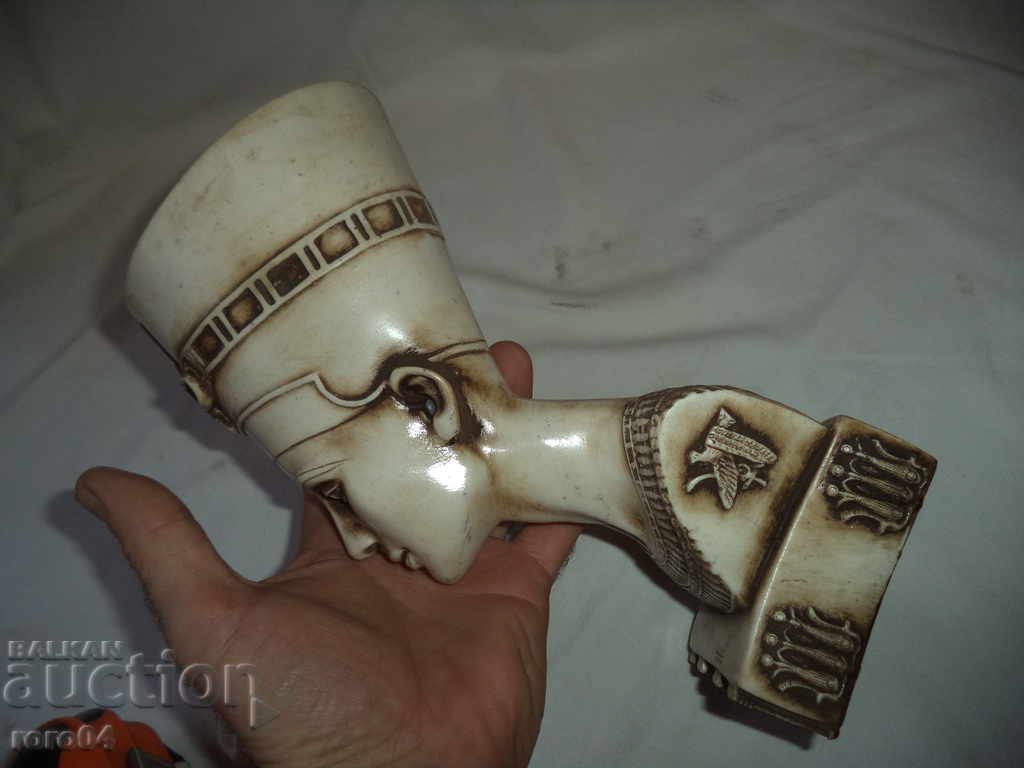 NEPHERTITES - AUTHOR STATUS - 5