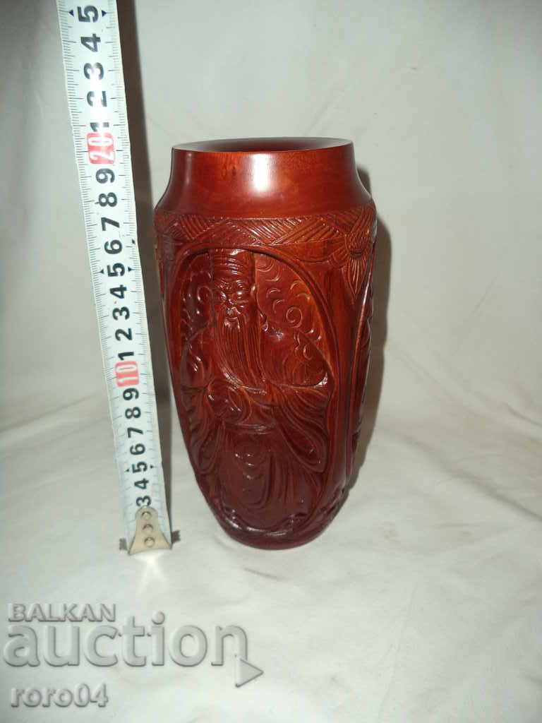 OLD ASIAN VASE with price 40.50 BGN | € 20.71