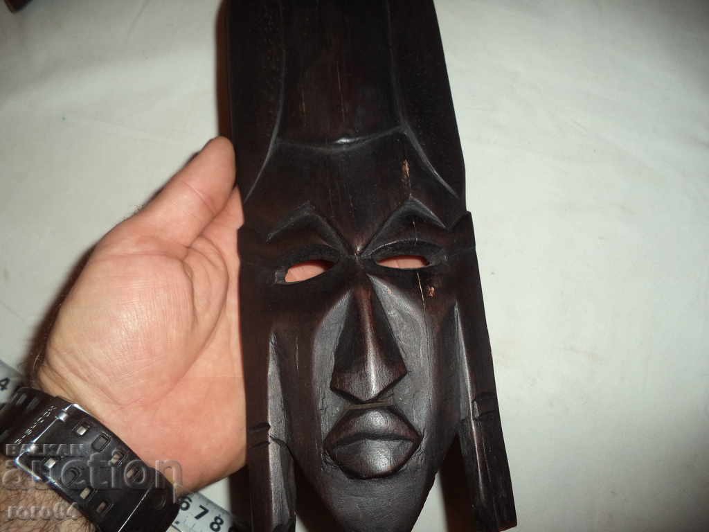 Auction STAR MASK Auction STAR MASK