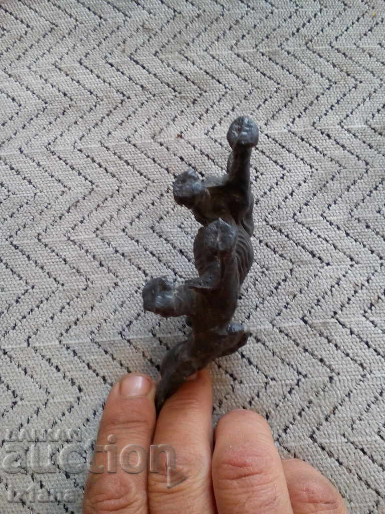 An old elephant toy - 6 An old elephant toy - 6