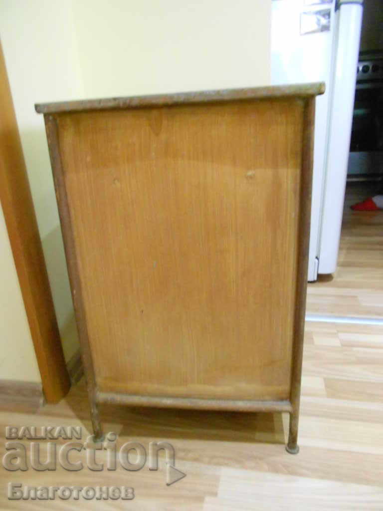An old metal cabinet - 6 An old metal cabinet - 6