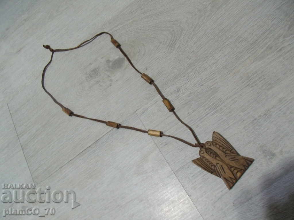 No * 2424 old wooden medallion / pendant - carved ornaments