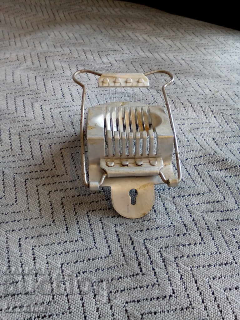 Delivery of Old egg cutting machine