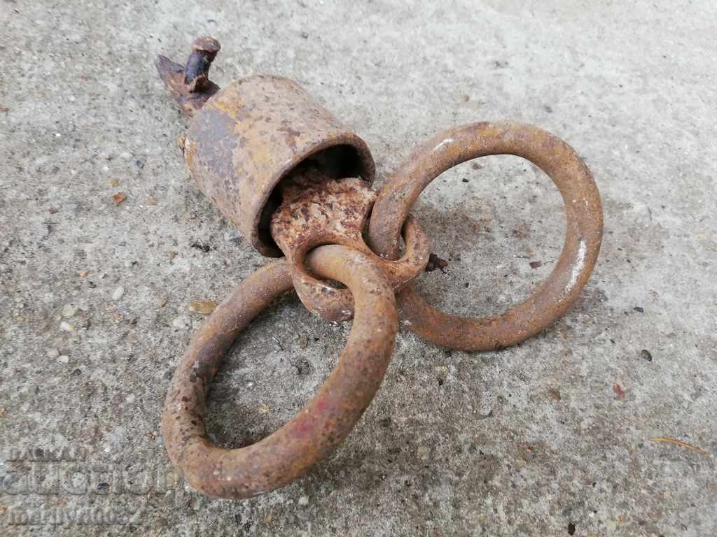 Metal rings, wrought iron ok for cart Metal rings, wrought iron ok for cart