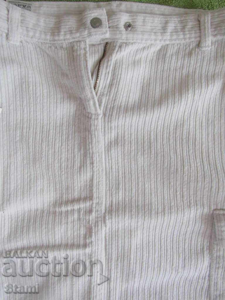 Original BENETTON kindergarten size 140 with price 6.00 BGN | € 3.07 Original BENETTON kindergarten size 140 with price 6.00 BGN | € 3.07