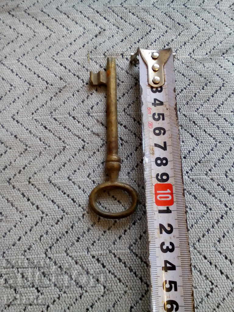 Old key - 5 Old key - 5