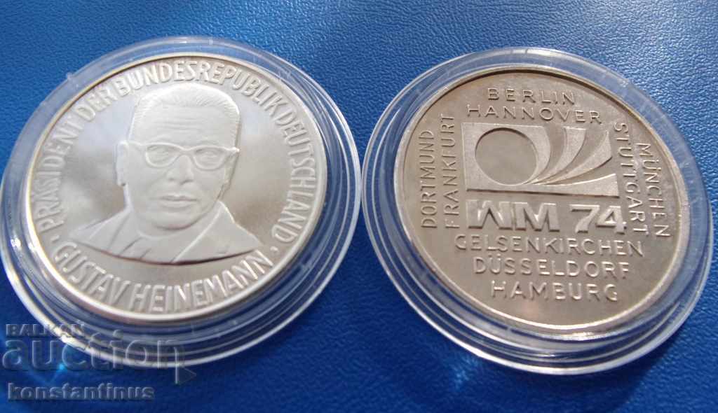 Lot Germania Argint 1000 Sample 30mm. UNC PROOF cu preț € 28.12 | 55.00 BGN