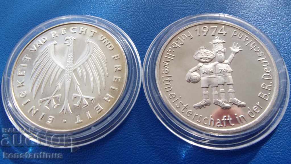 Lot Germany Silver 1000 Sample 30mm. UNC PROOF