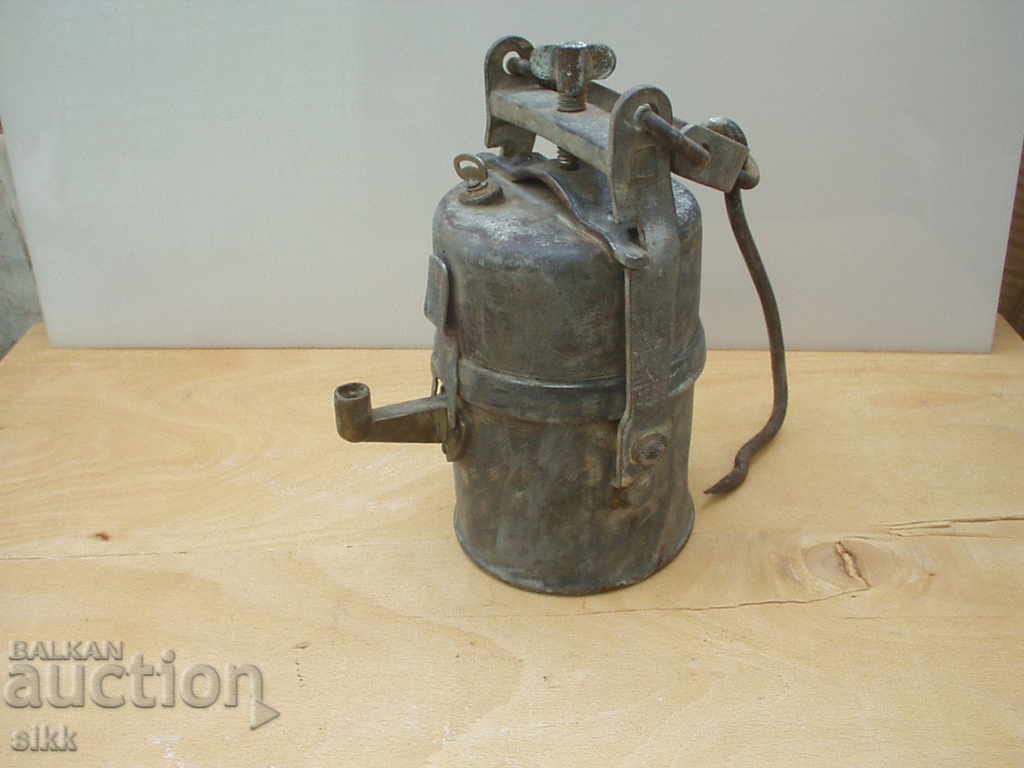 Carbide lamp miner's Carbide lamp miner's