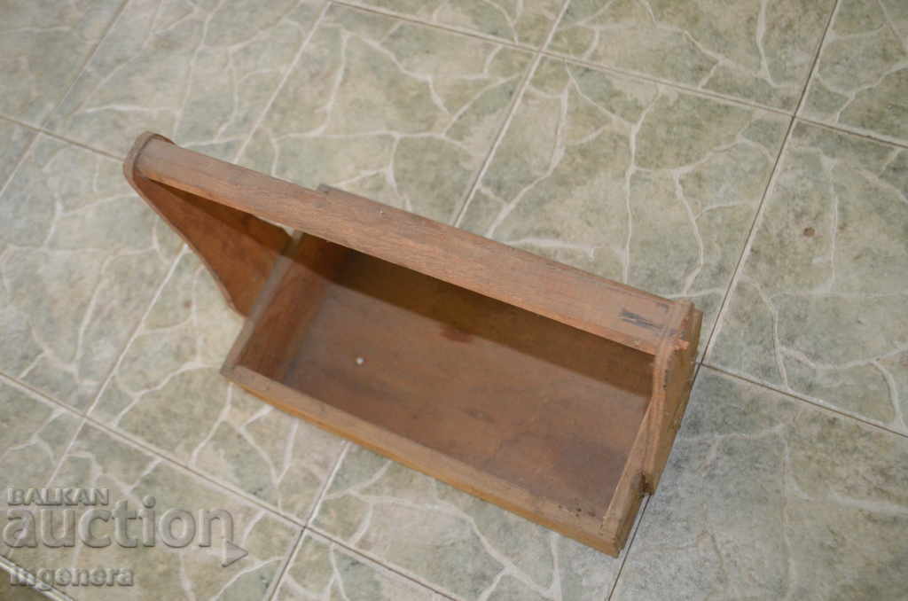 STAR WOOD SANDS OF THE MASTER FROM THE SOC. TIME with price 16.00 BGN | € 8.18 STAR WOOD SANDS OF THE MASTER FROM THE SOC. TIME with price 16.00 BGN | € 8.18