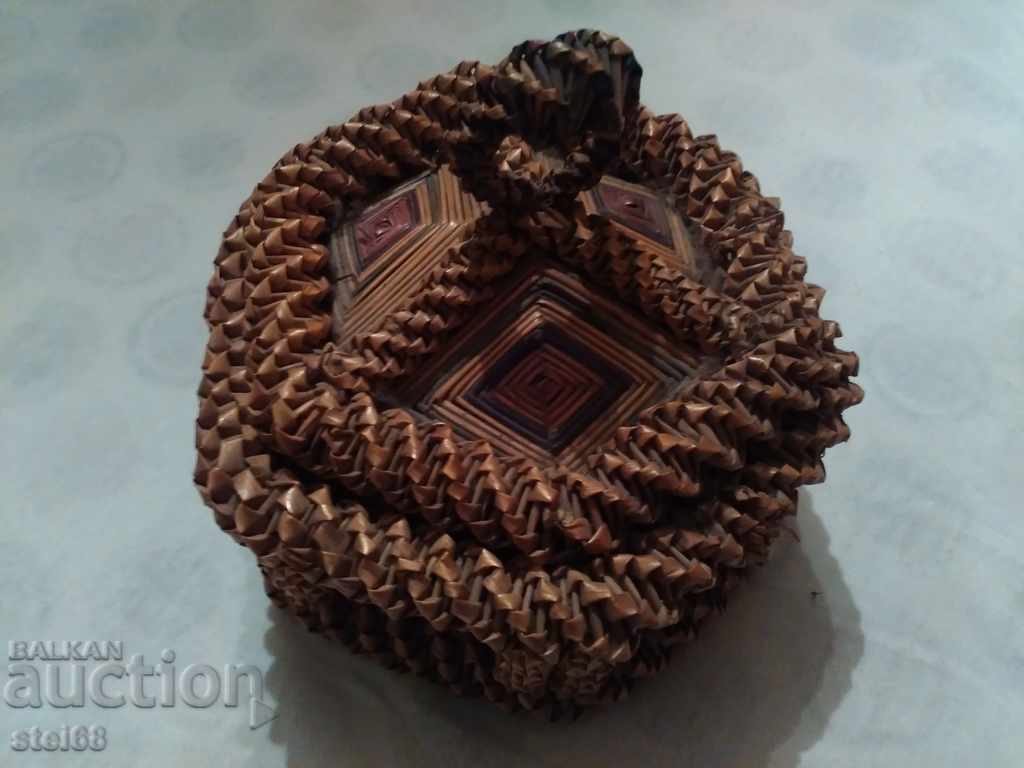 Auction  JEWELRY BOX