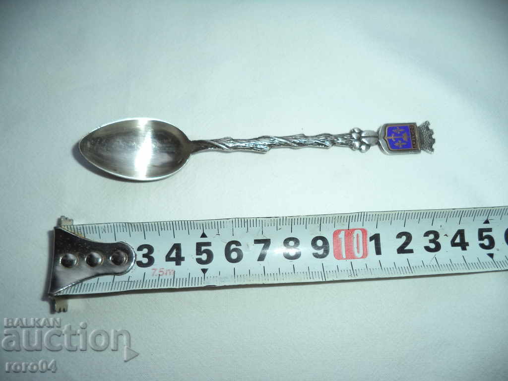 LOVE - OLD with price 11.11 BGN | € 5.68 LOVE - OLD with price 11.11 BGN | € 5.68