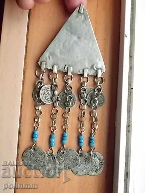 Delivery of Authentic jewelery - 2 Delivery of Authentic jewelery - 2