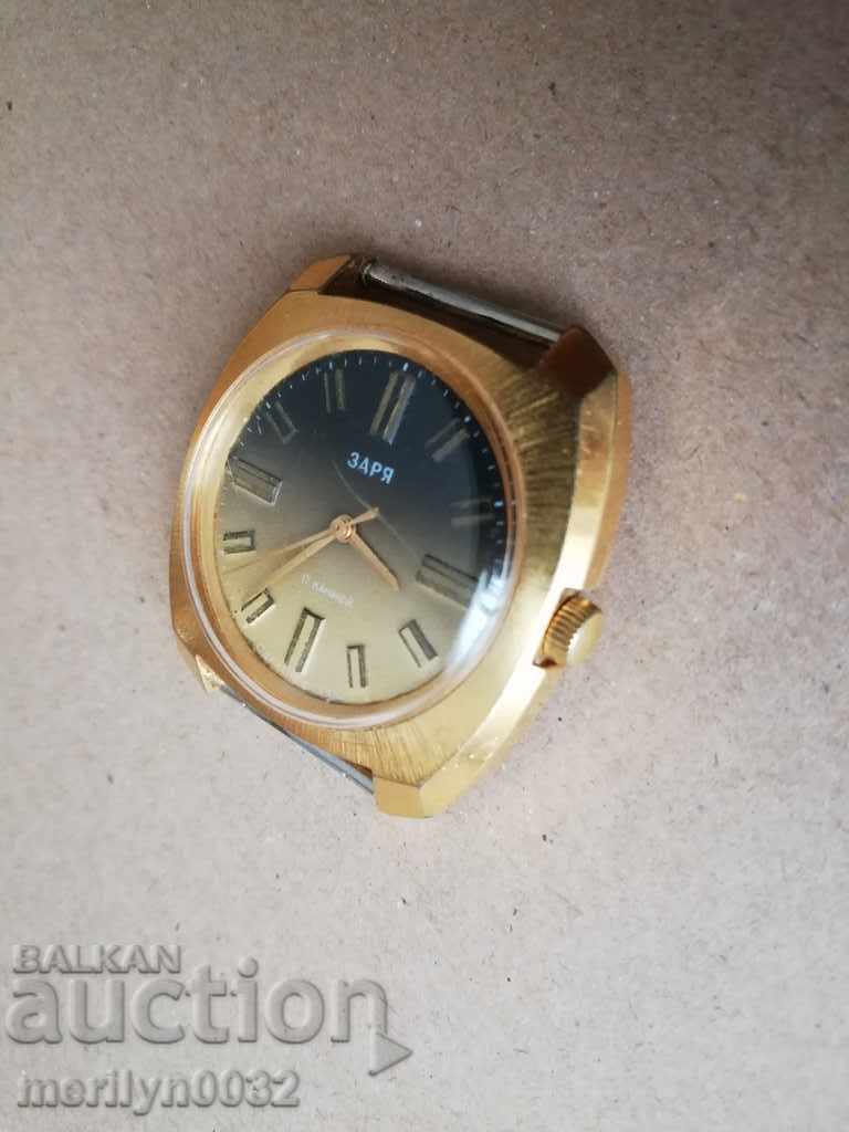 Zarya Hand Watch with Gold Plating, Second Hand, WORKS Zarya Hand Watch with Gold Plating, Second Hand, WORKS