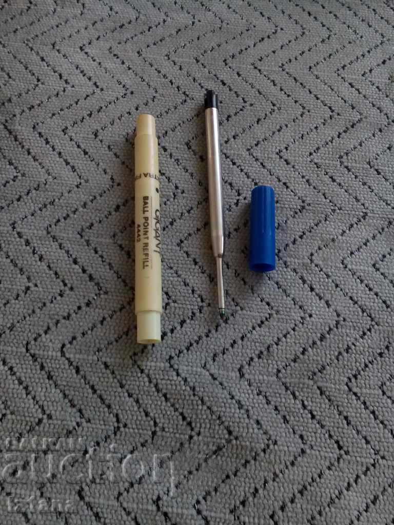 Auction Old chemical cartridge, pen Auction Old chemical cartridge, pen