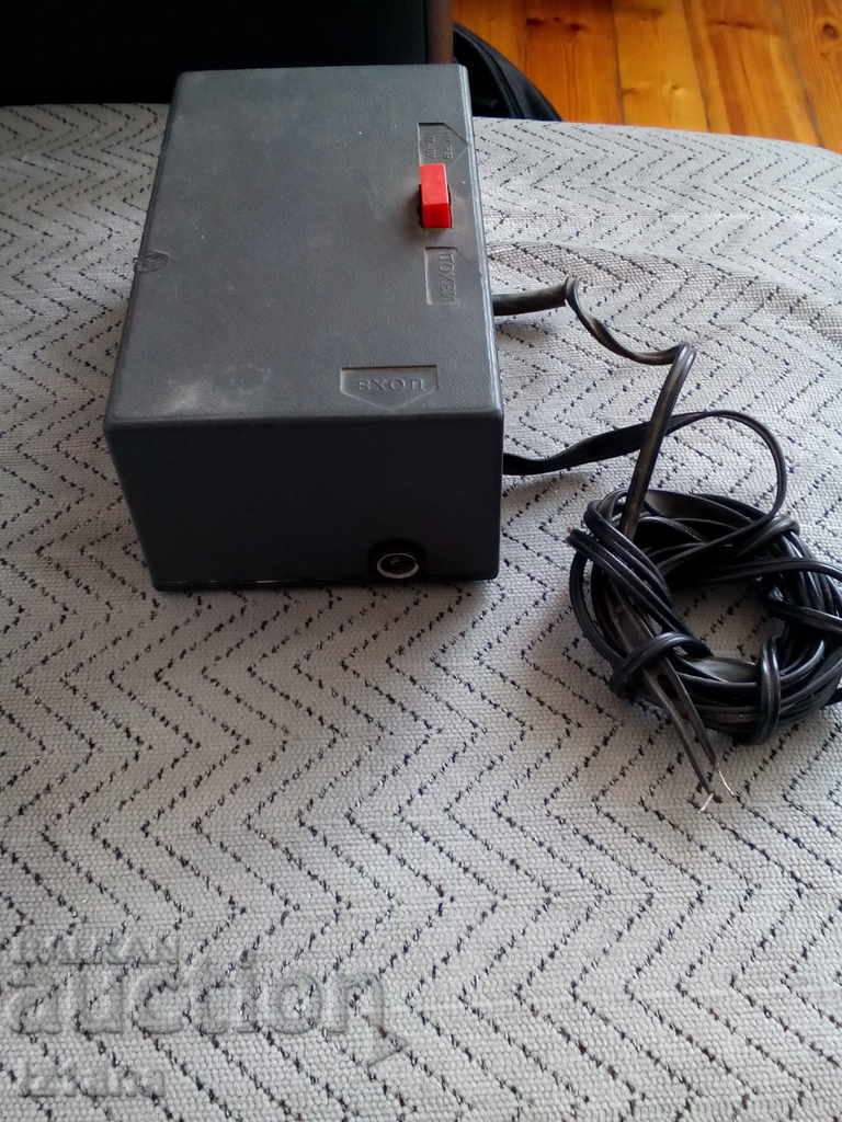 Auction Old Antenna Device Auction Old Antenna Device