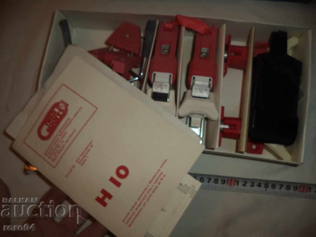 PURE NEW RETRO CARS - 1987 - 5 PURE NEW RETRO CARS - 1987 - 5