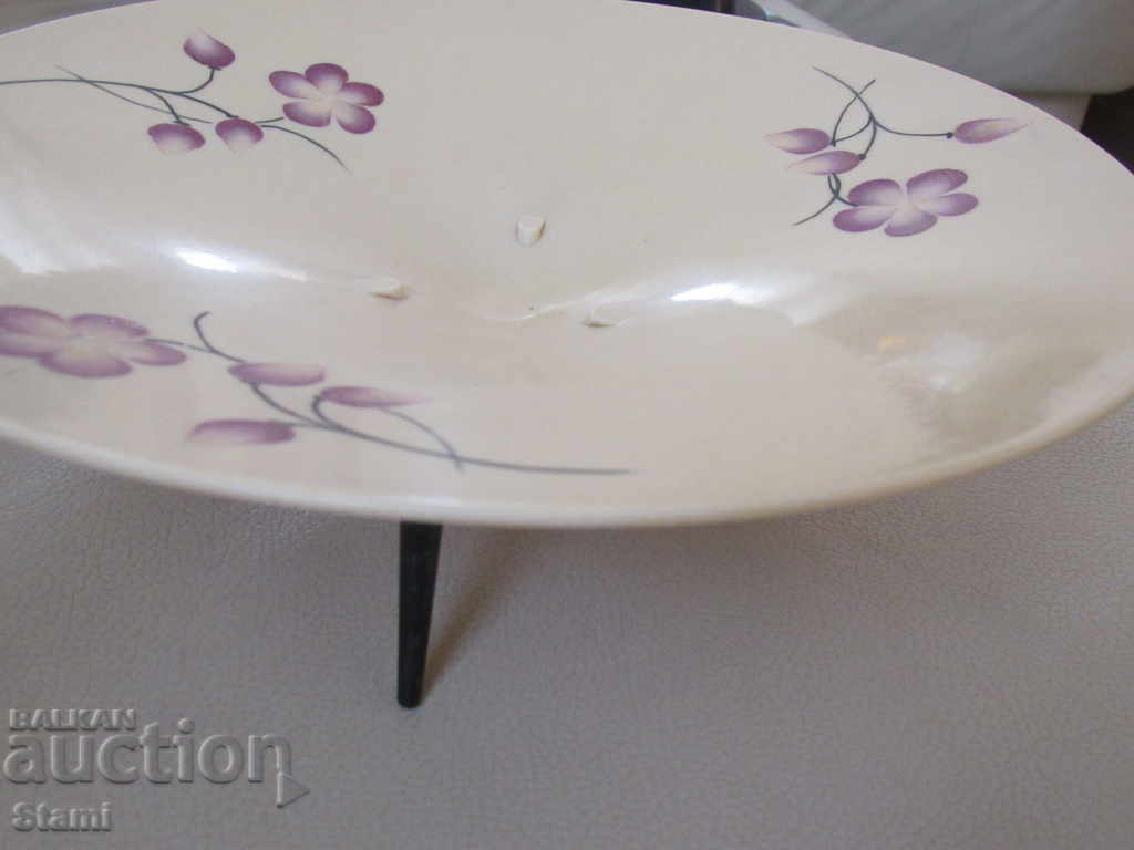 The fruit of the 70s of the twentieth century with price 13.00 BGN | € 6.65 The fruit of the 70s of the twentieth century with price 13.00 BGN | € 6.65