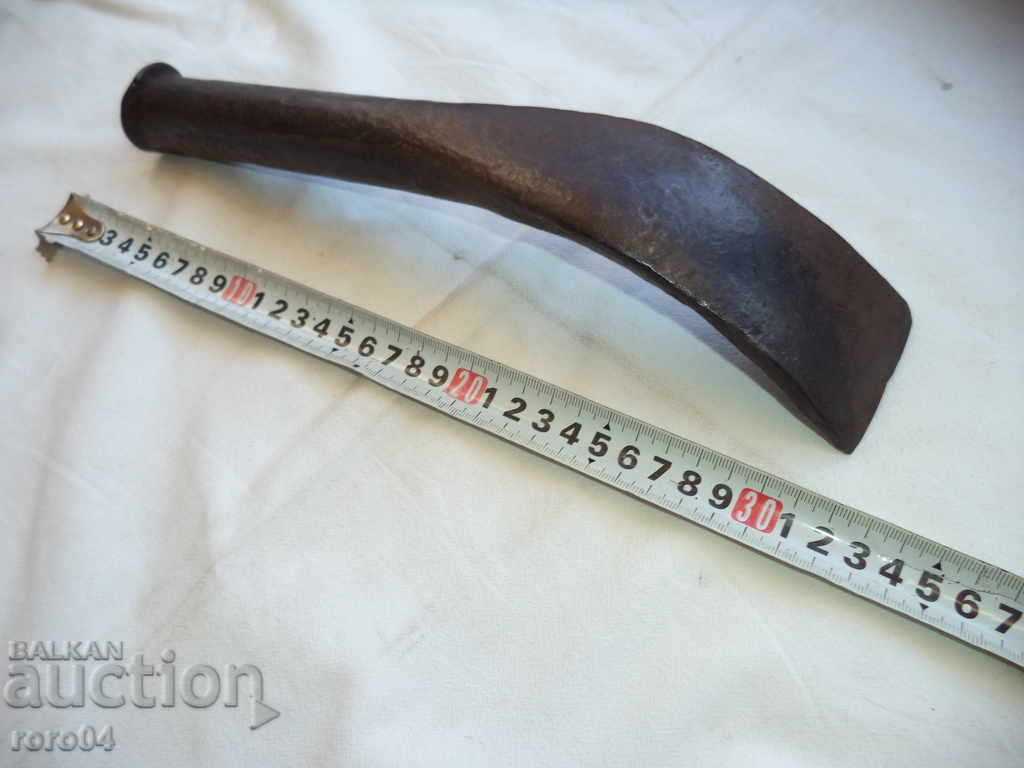 STRONG OLD HAND FORGED BAR with price 23.20 BGN | € 11.86 STRONG OLD HAND FORGED BAR with price 23.20 BGN | € 11.86
