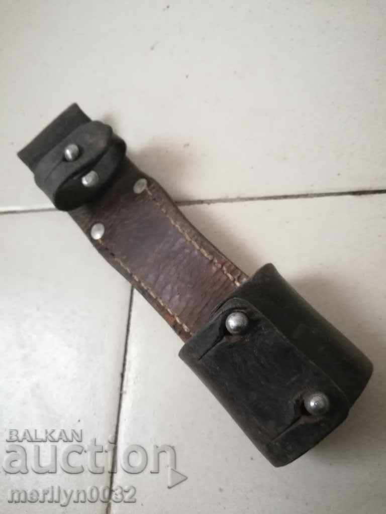 Each lopis for a bayonet knife Each lopis for a bayonet knife