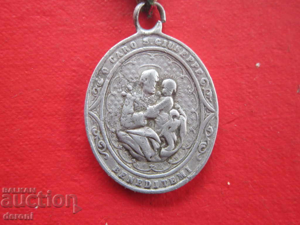 Medal Benedit Order Medal with 19th Century Tape - 5 Medal Benedit Order Medal with 19th Century Tape - 5