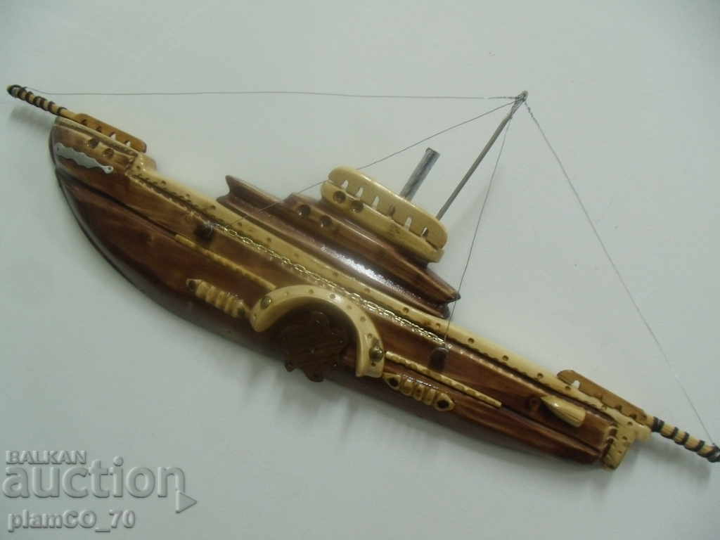 Auction  No * 1654 old wall panel - ship / water meter