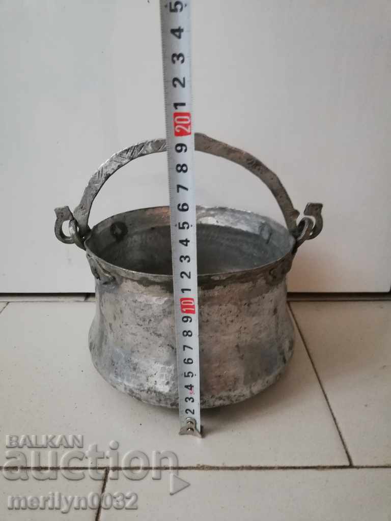 An old bacon, a baker, a pot, a boiler, a copper pot with price 64.00 BGN | € 32.72 An old bacon, a baker, a pot, a boiler, a copper pot with price 64.00 BGN | € 32.72