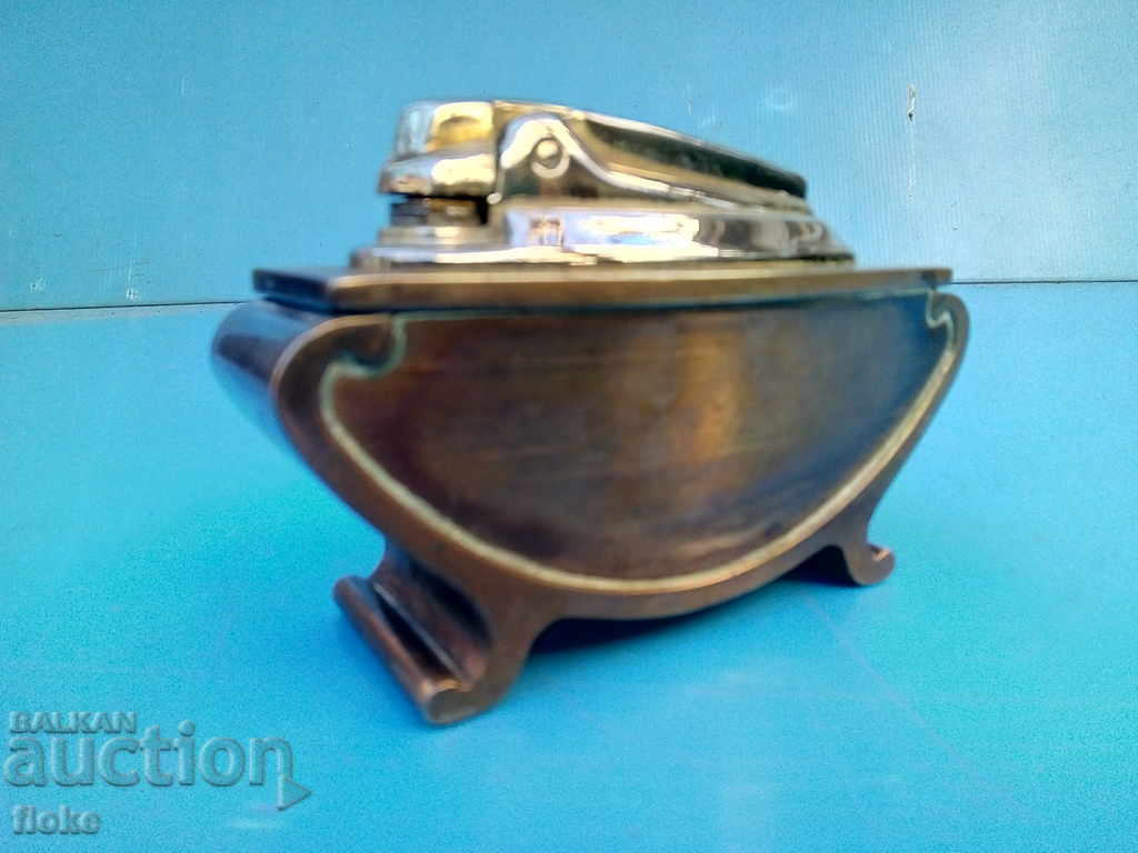 Ronson Table Top Lighter with price 22.00 BGN | € 11.25 Ronson Table Top Lighter with price 22.00 BGN | € 11.25