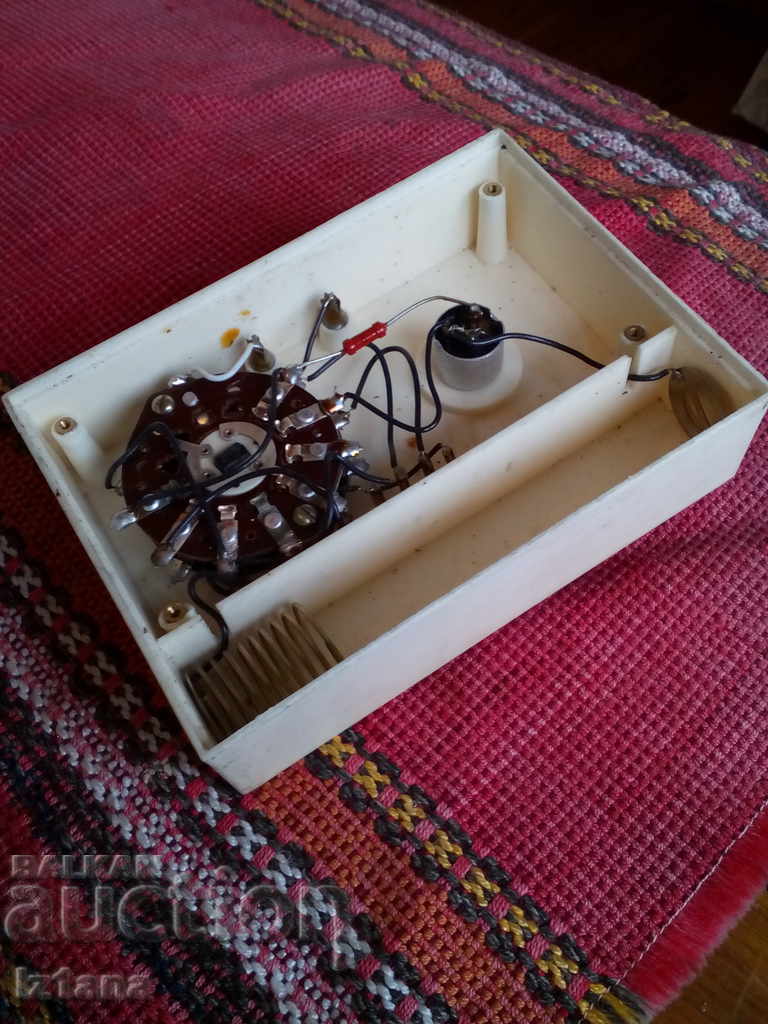 Old transducer measuring device P222 with price 10.00 BGN | € 5.11 Old transducer measuring device P222 with price 10.00 BGN | € 5.11