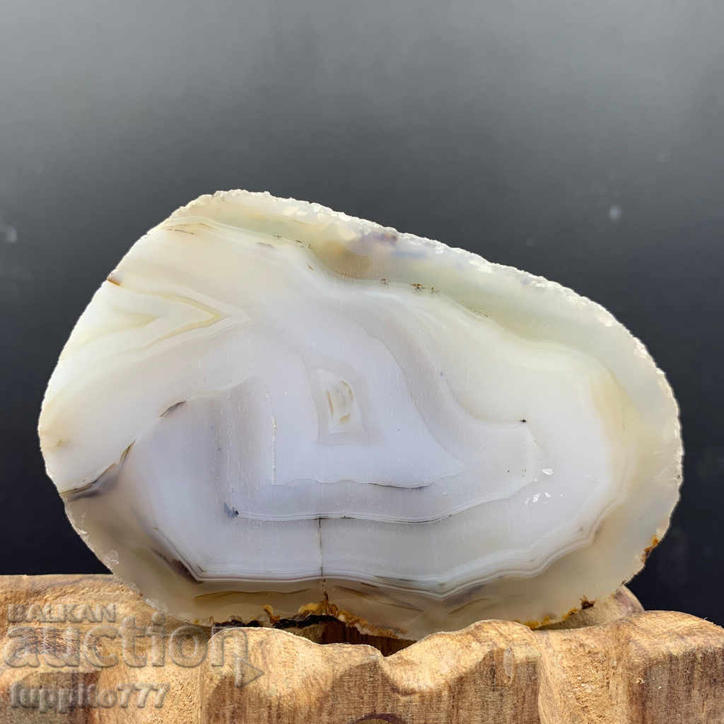 Auction mineral agate, chalcedone Auction mineral agate, chalcedone
