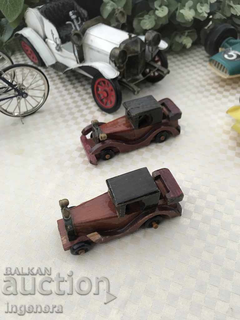 MODEL/JUCĂRIE/MAȘINUȚĂ - SET 2 MAȘINI RETRO DIN LEMN