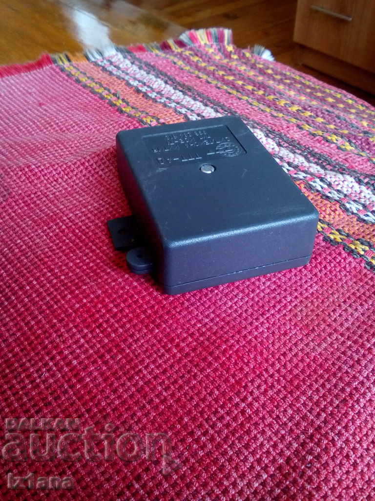 Delivery of An old telephone duplex box Delivery of An old telephone duplex box