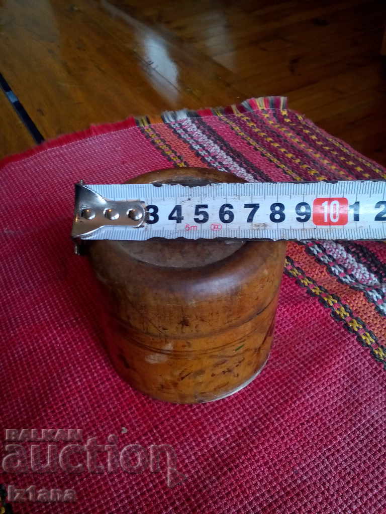 Old wooden box - 5 Old wooden box - 5